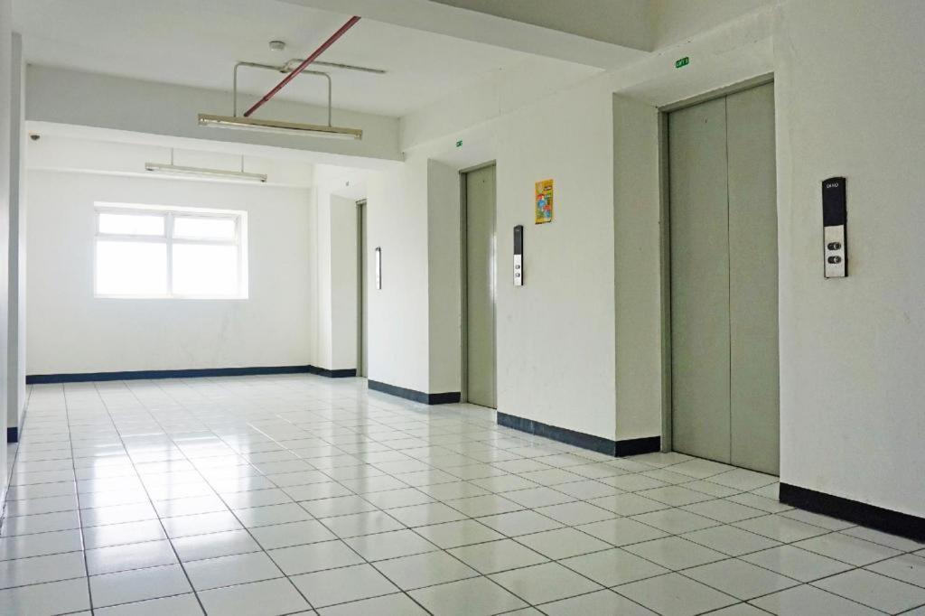 Oyo 91593 San San Rooms Apartment Gunung Putri Square Gunungputri Extérieur photo