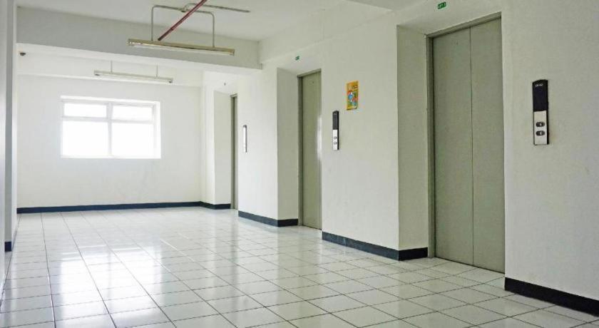 Oyo 91593 San San Rooms Apartment Gunung Putri Square Gunungputri Extérieur photo